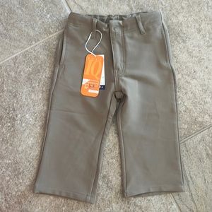 Blue quail khaki pants 2T new with tags